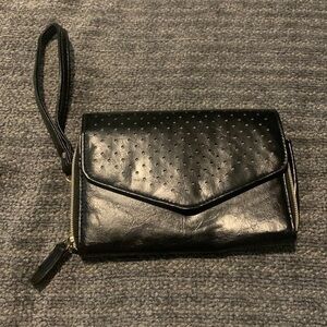 Wallet wristlet